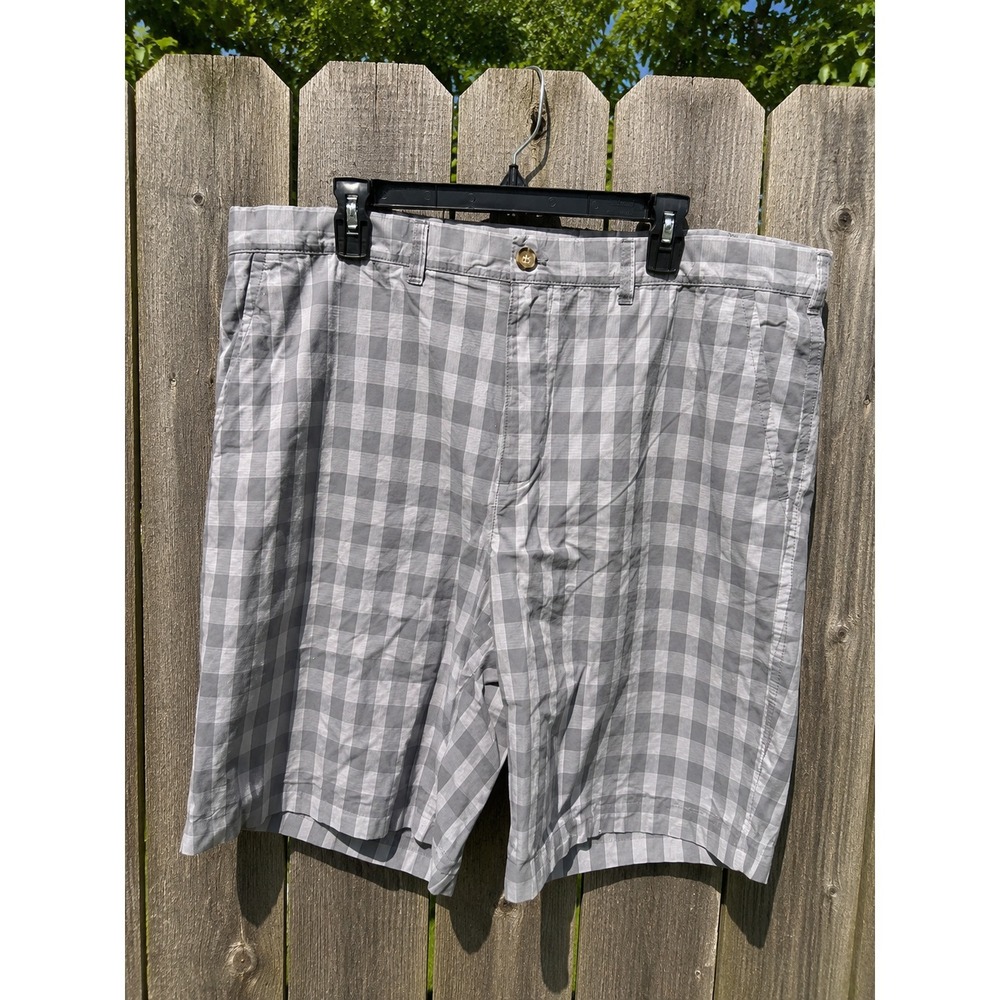 TOMMY HILFIGER Plaid Shorts Men's Size 40 Gray Check‎ Casual Golf Shorts